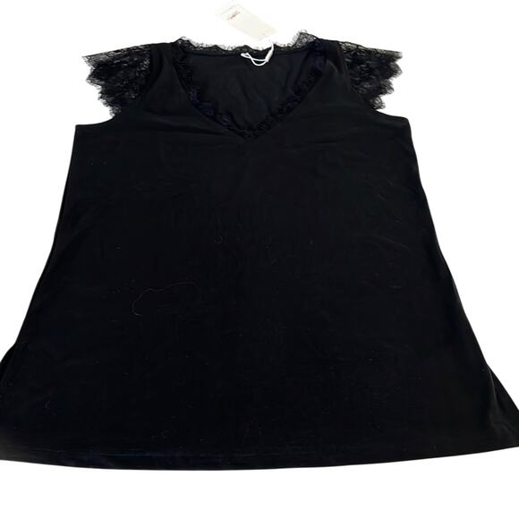 Black Lace Trimmed Knit Top Blouse Woman Size Small Runs Big Tunic - Picture 1 of 10